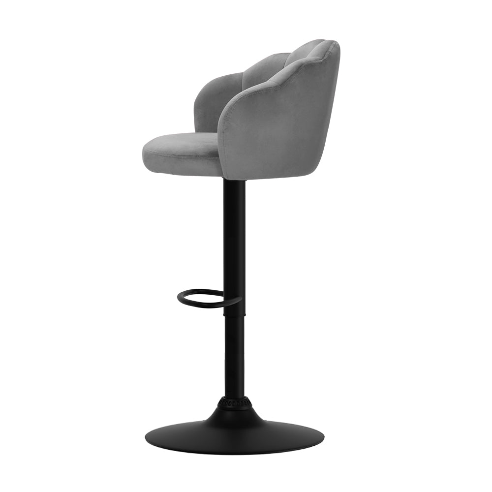 Introducing Artiss' Nessah bar stools with a modern design and luxurious feel, perfect for any kitchen, living room, or bar section. Our barstools feature a stunning clam shell design with premium velvet upholstery and soft padded seats for ultimate comfort