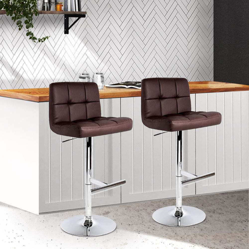 Artiss Set of 2 Gas Lift Bar Stools PU Leather - Chocolate Brown "Modern Adjustable Bar Stools with Stylish PU Leather Seats and Anti-Slip Design for Comfortable and Safe Living Spaces"